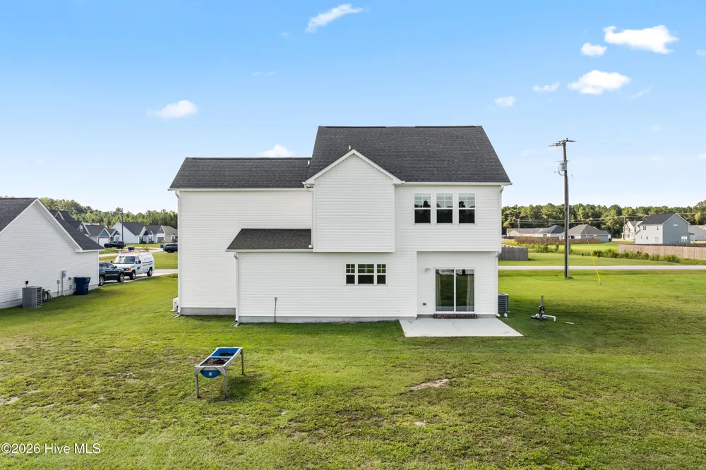 158 Uzzell Road Hubert, NC 28539
