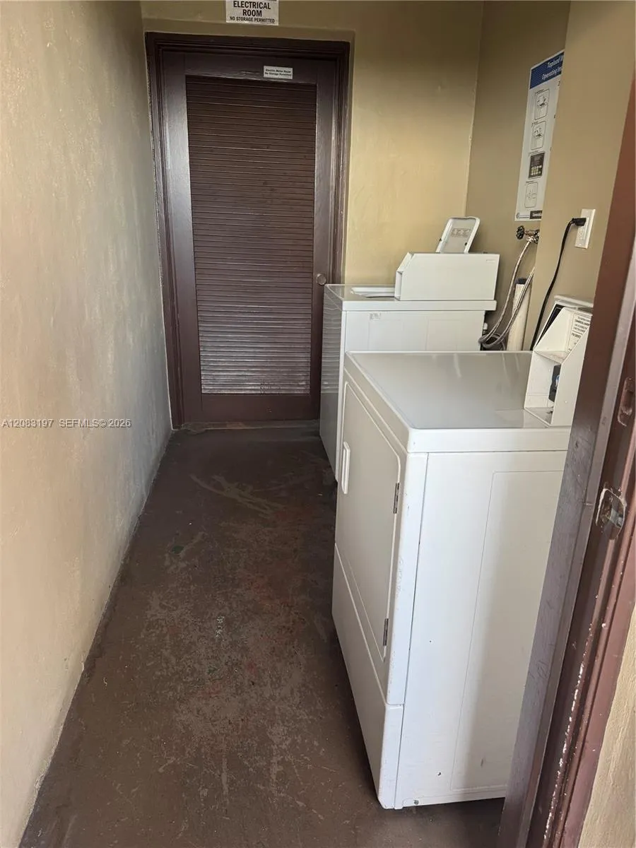 1811 Jefferson #705 Hollywood, FL 33020