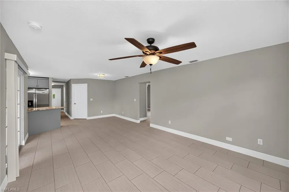 305 SE 27th Terrace Cape Coral, FL 33904