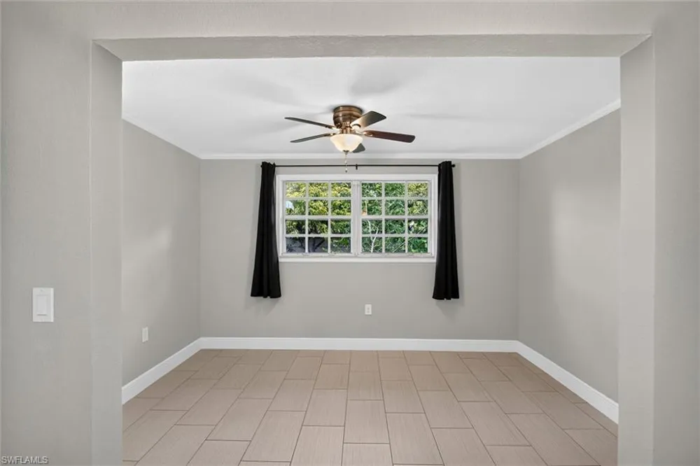 305 SE 27th Terrace Cape Coral, FL 33904