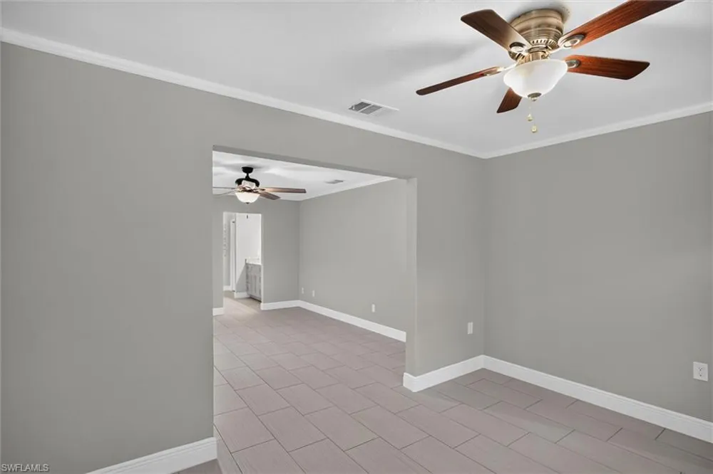 305 SE 27th Terrace Cape Coral, FL 33904