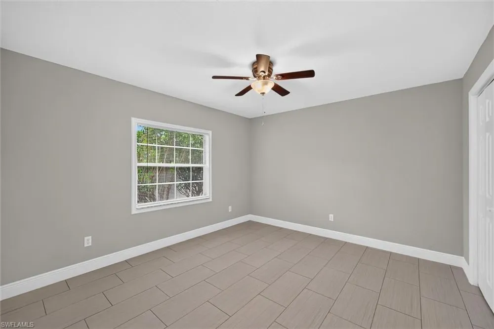 305 SE 27th Terrace Cape Coral, FL 33904