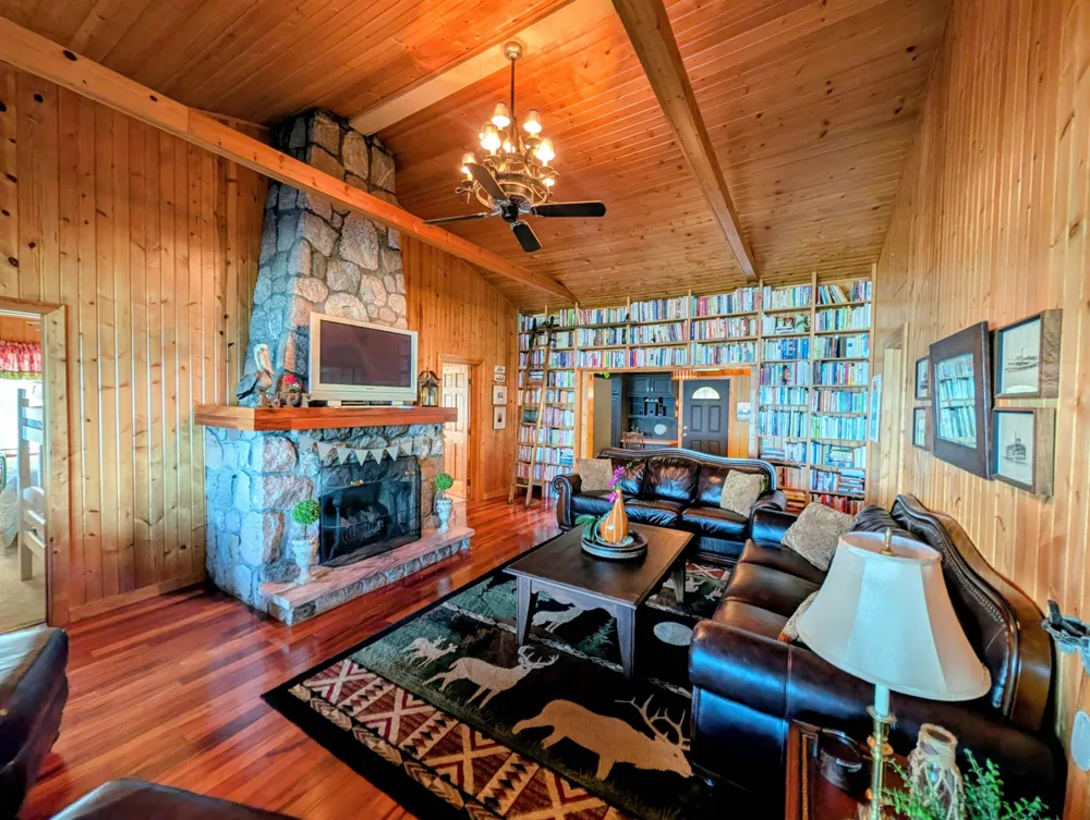 837 Crescent Sims Township, MI 48703