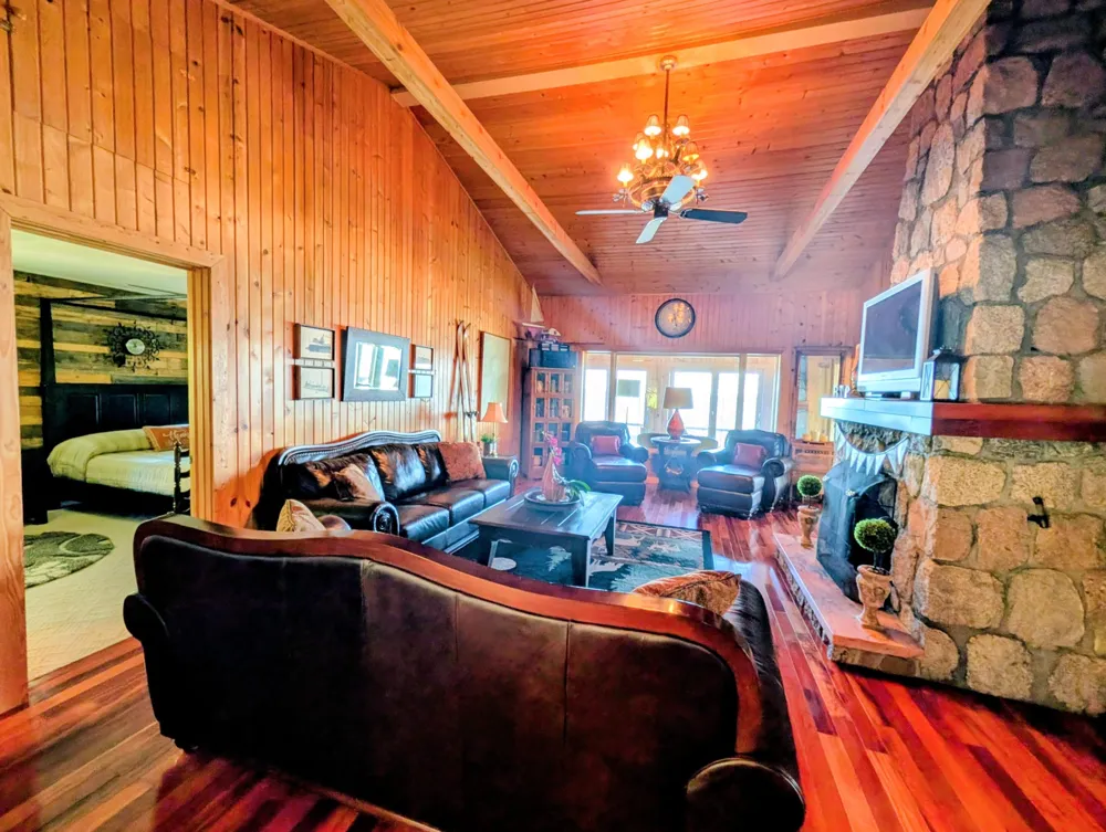 837 Crescent Sims Township, MI 48703