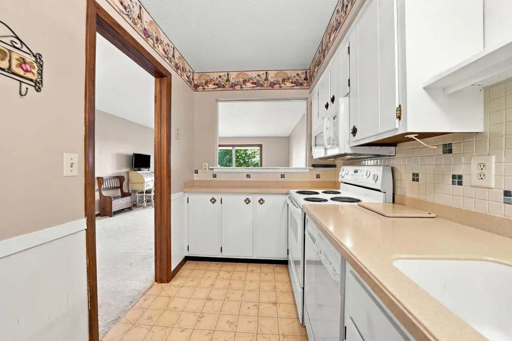 2200 Nevada Avenue S #312 Saint Louis Park, MN 55426