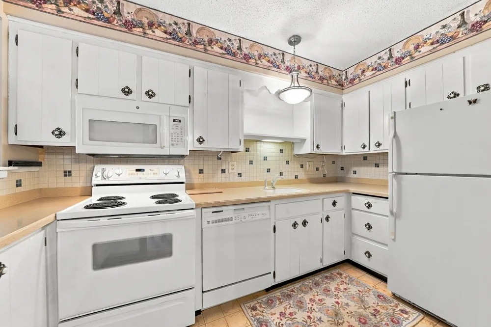 2200 Nevada Avenue S #312 Saint Louis Park, MN 55426