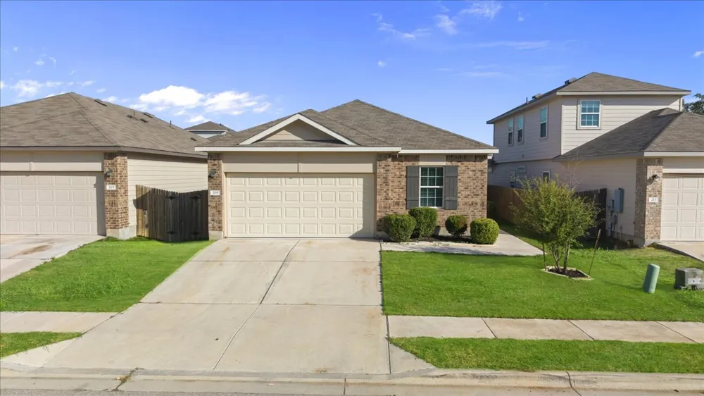 209 Purple Mountain Drive Liberty Hill, TX 78642