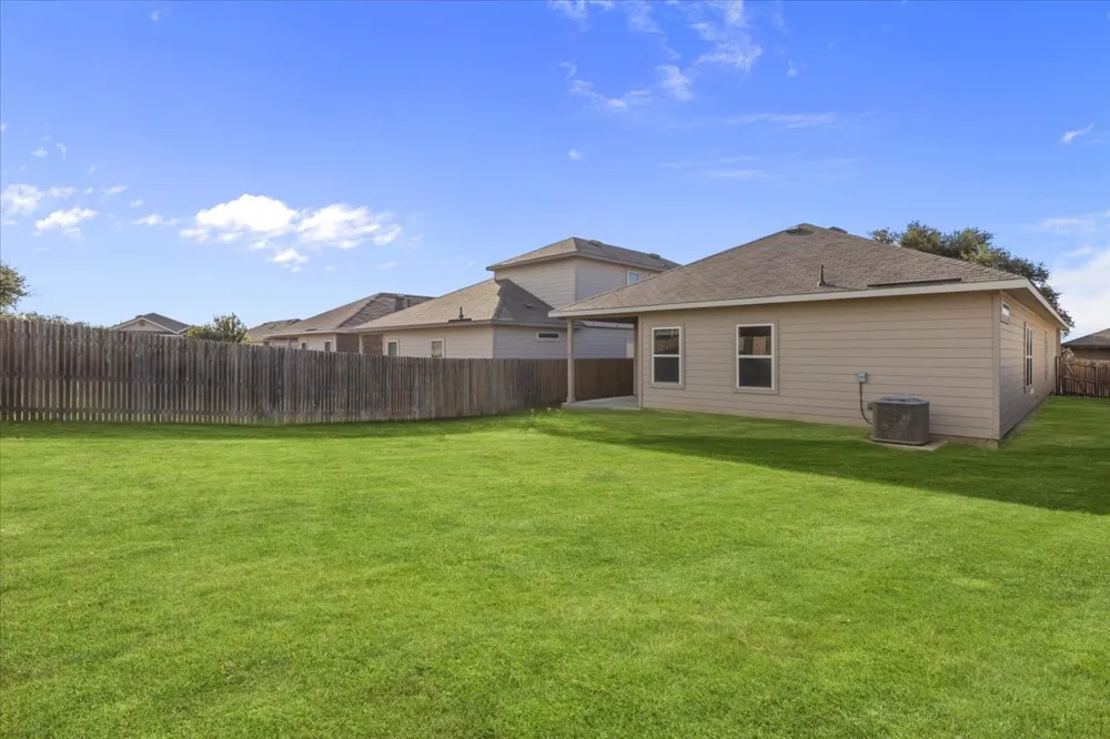 209 Purple Mountain Drive Liberty Hill, TX 78642