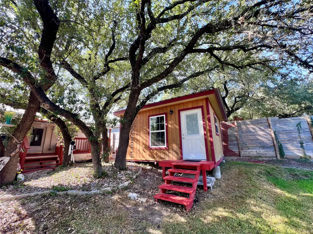 2102 White Dove Pass Austin, TX 78734