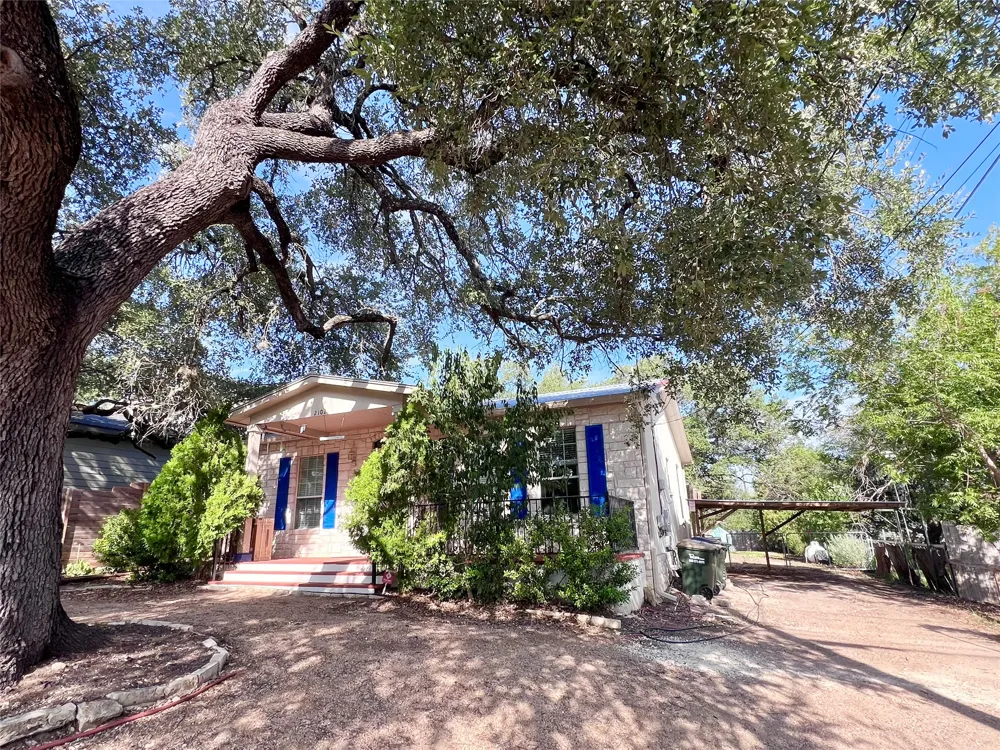 2102 White Dove Pass Austin, TX 78734
