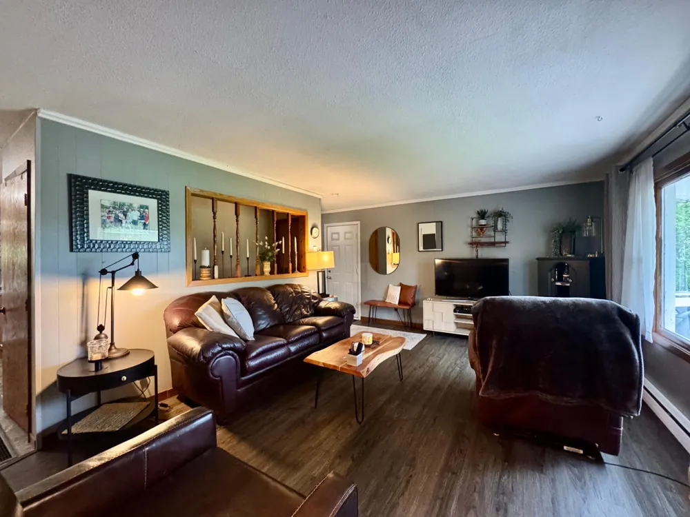 40427 State Highway 313 Warroad, MN 56763