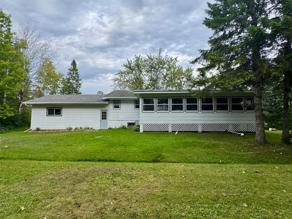 40427 State Highway 313 Warroad, MN 56763