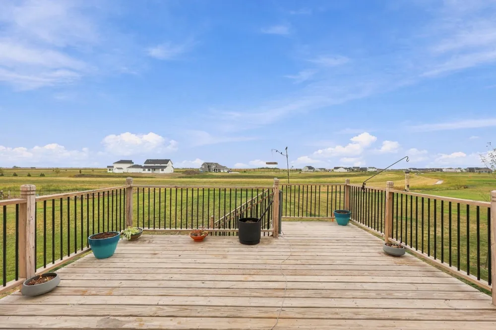 7671 Cub Creek Way Horace, ND 58047