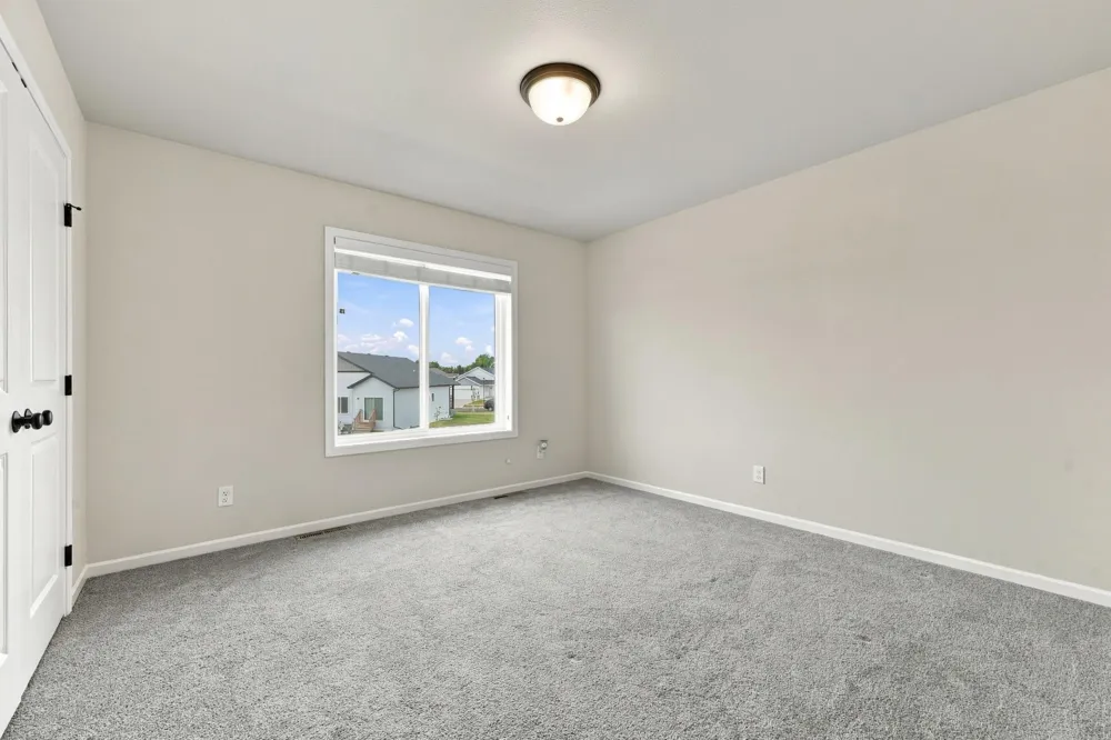 7671 Cub Creek Way Horace, ND 58047