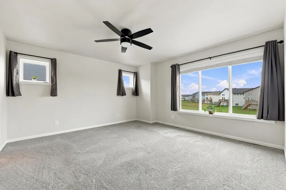 7671 Cub Creek Way Horace, ND 58047