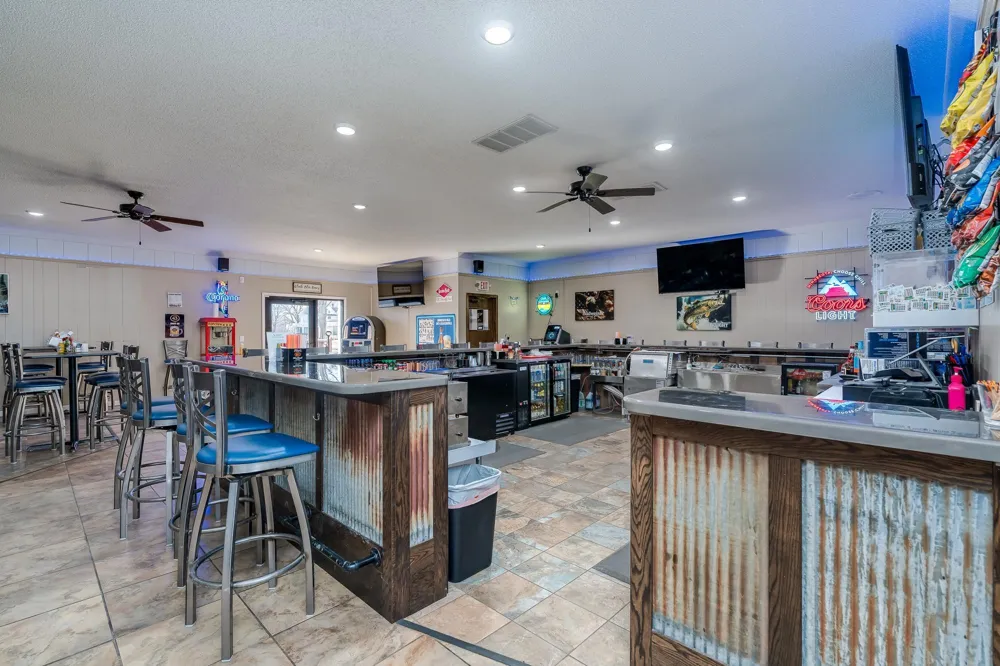 65 Main Street Easton, MN 56025