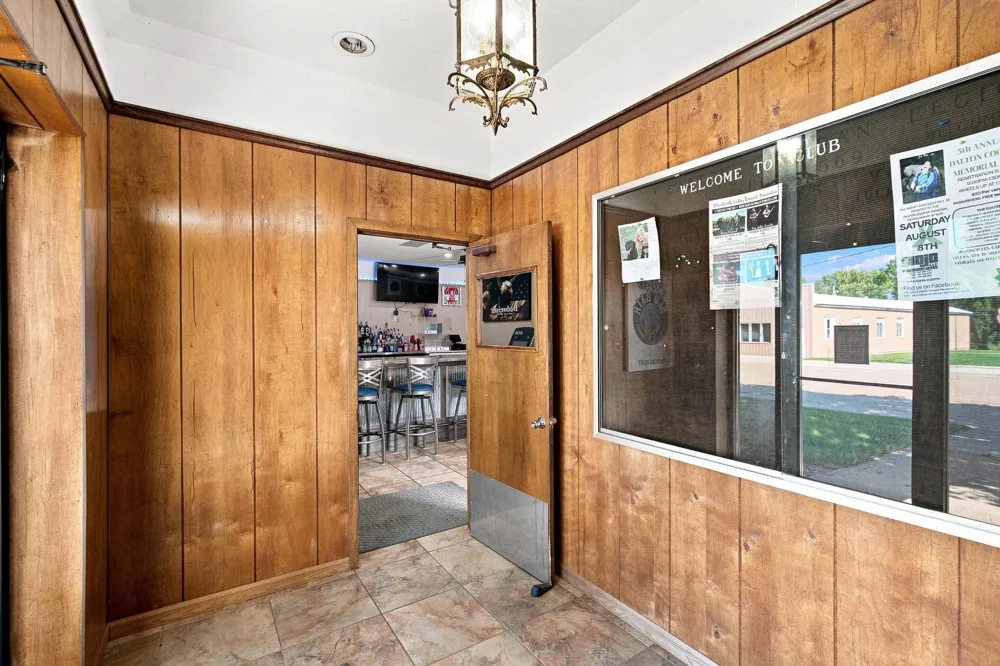 65 Main Street Easton, MN 56025