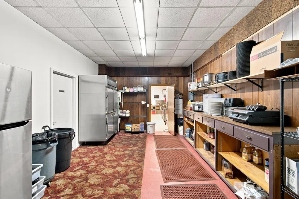65 Main Street Easton, MN 56025