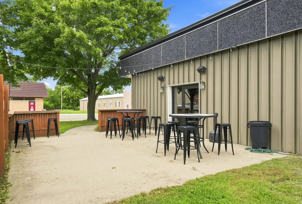 65 Main Street Easton, MN 56025