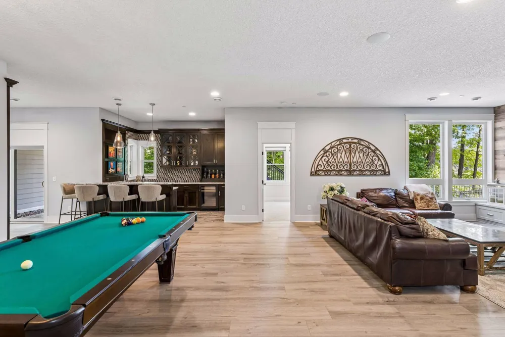 736 Woodland Hill Court Medina, MN 55340