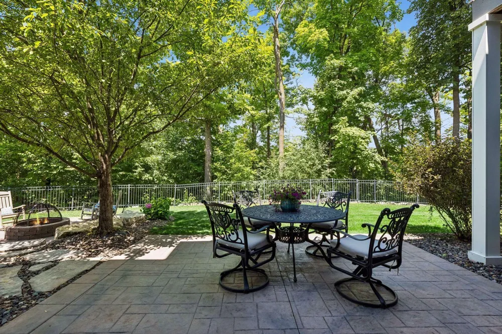 736 Woodland Hill Court Medina, MN 55340