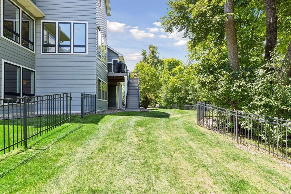 736 Woodland Hill Court Medina, MN 55340