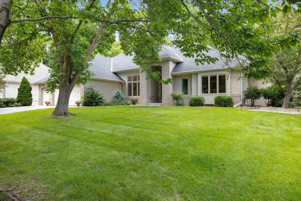 16010 45th Avenue Plymouth, MN 55446