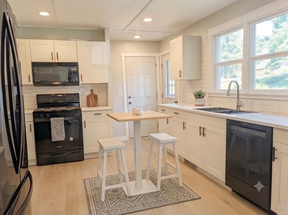 124 3rd Street Le Sueur, MN 56058