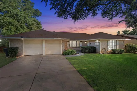 1503 Teresa Place