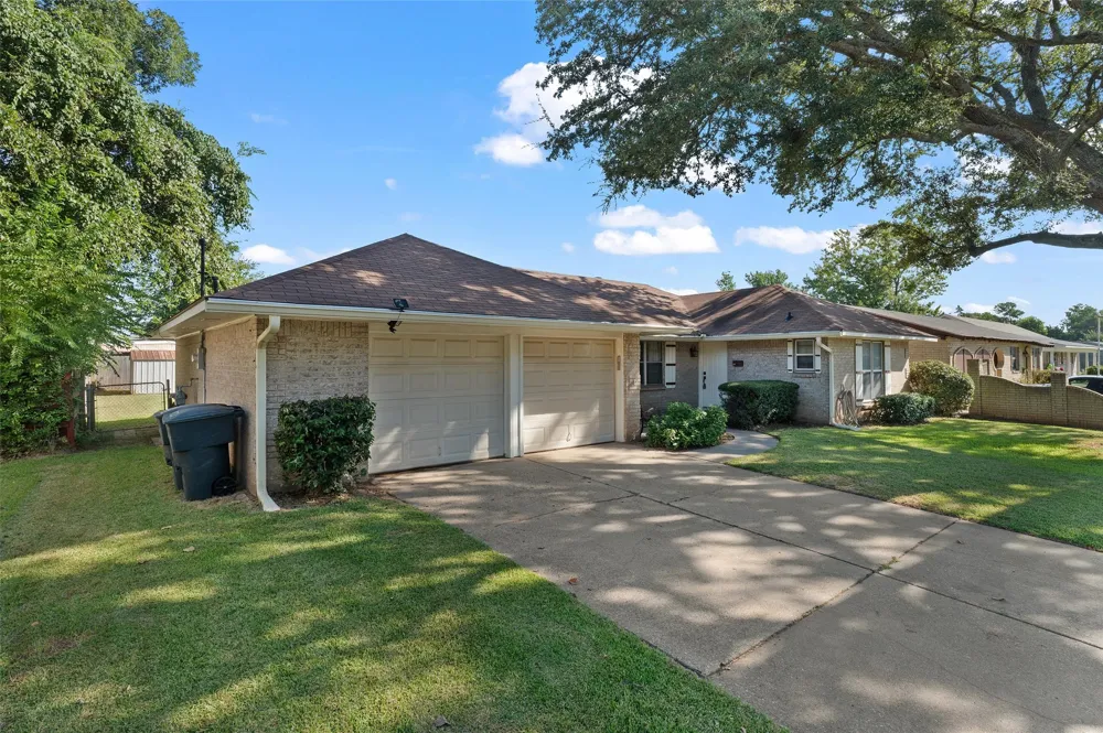 1503 Teresa Place Bossier City, LA 71112