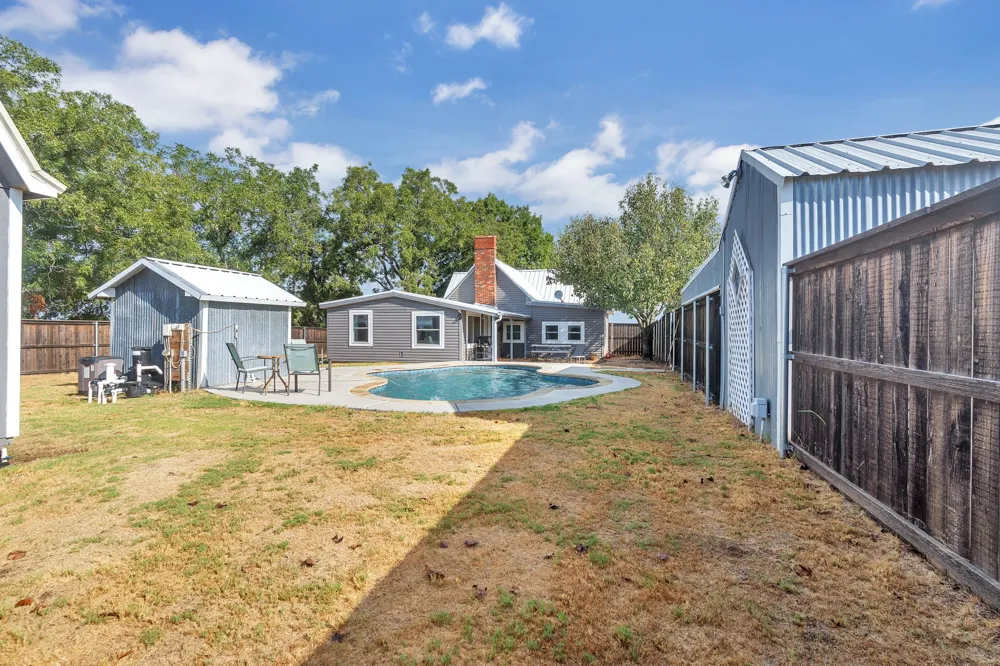 14805 Old Garner Road Weatherford, TX 76088
