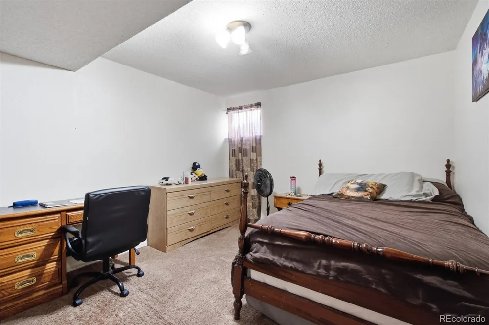 4120 S Laredo Way Aurora, CO 80013