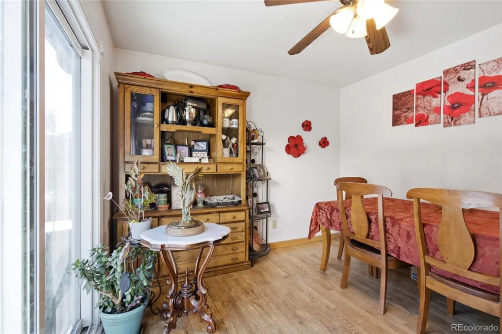 4120 S Laredo Way Aurora, CO 80013