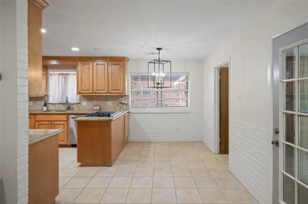 1906 Spillers Lane Houston, TX 77043