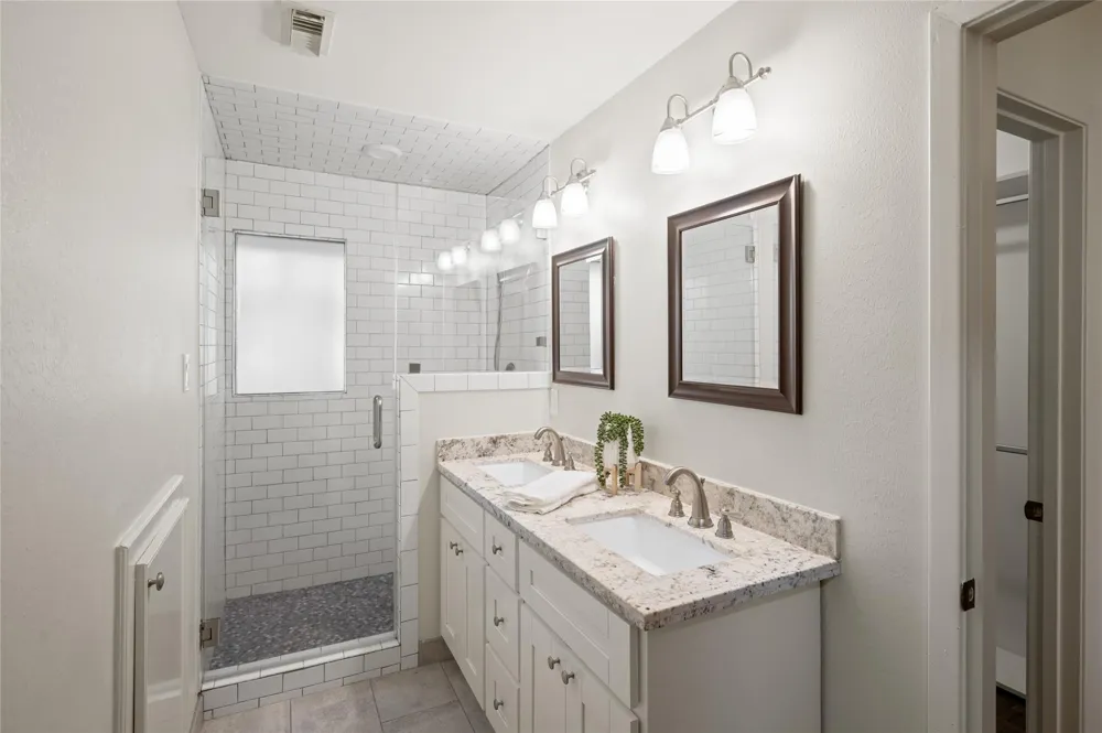 1906 Spillers Lane Houston, TX 77043