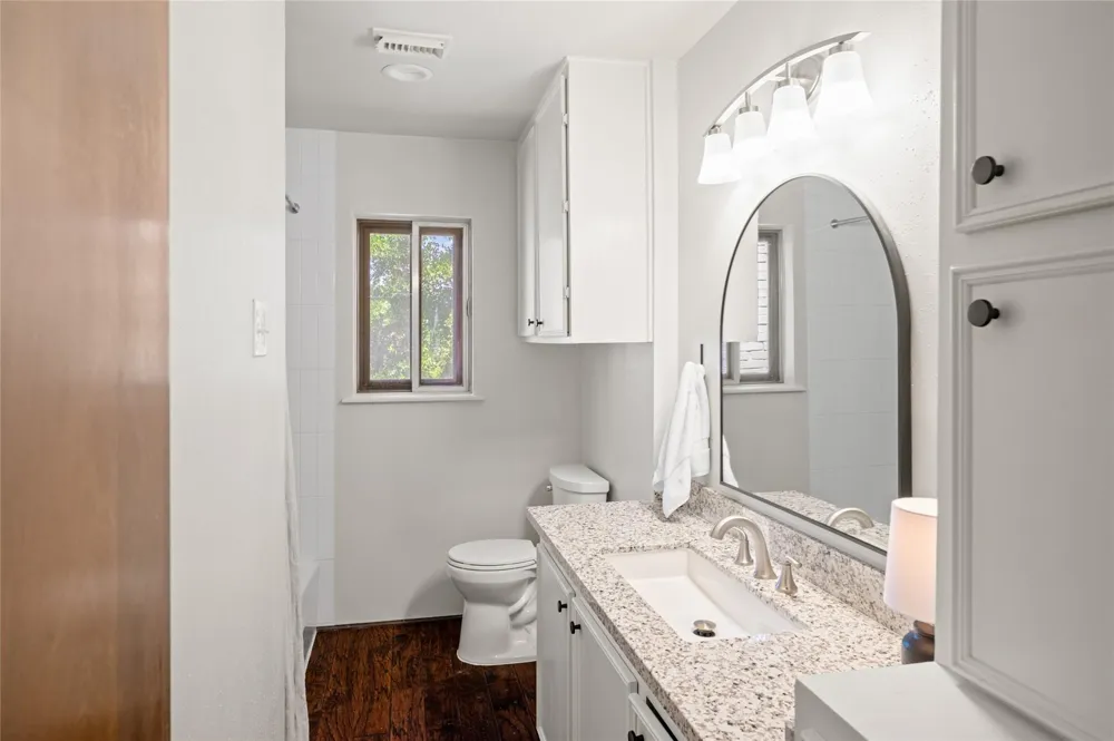 1906 Spillers Lane Houston, TX 77043