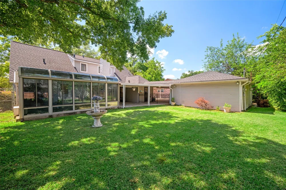 1906 Spillers Lane Houston, TX 77043