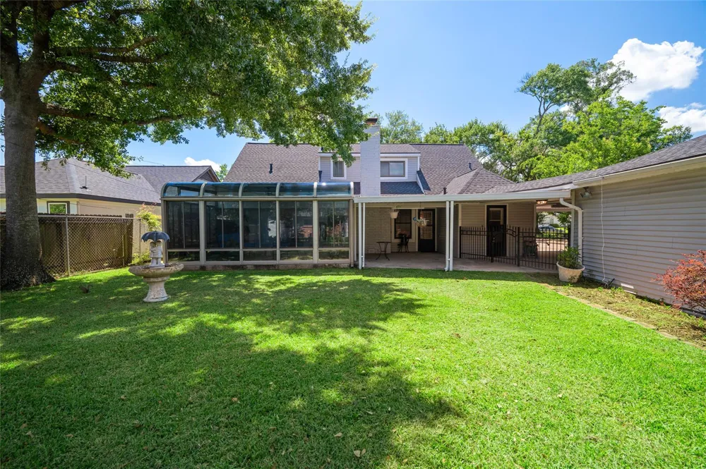 1906 Spillers Lane Houston, TX 77043