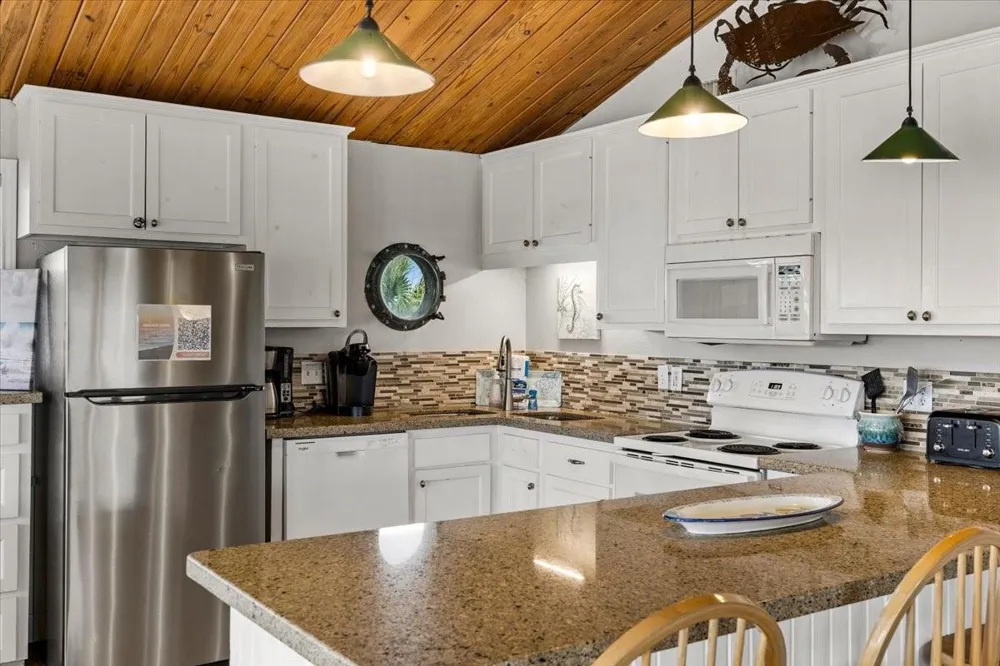 3719 Brewster Key Galveston, TX 77554