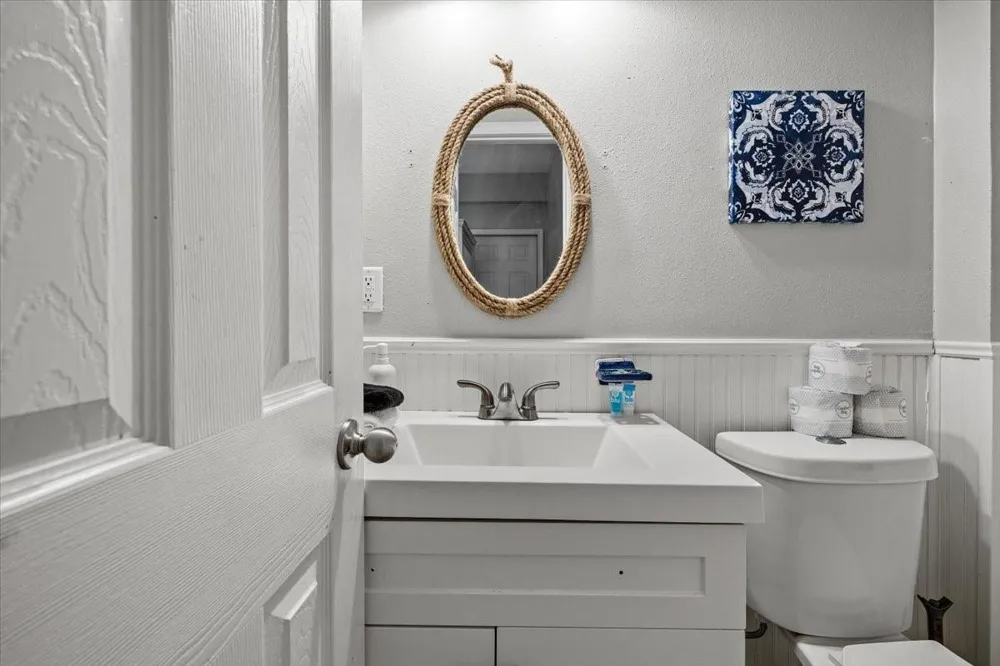 3719 Brewster Key Galveston, TX 77554
