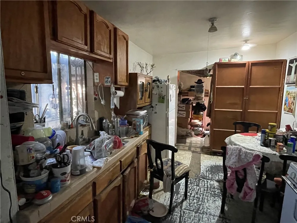 7500 Crockett Los Angeles, CA 90001
