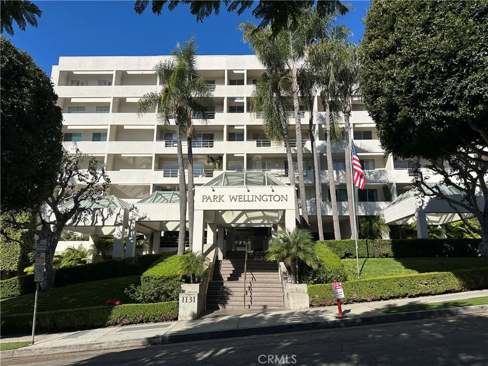 1131 Alta Loma Road #232 West Hollywood, CA 90069