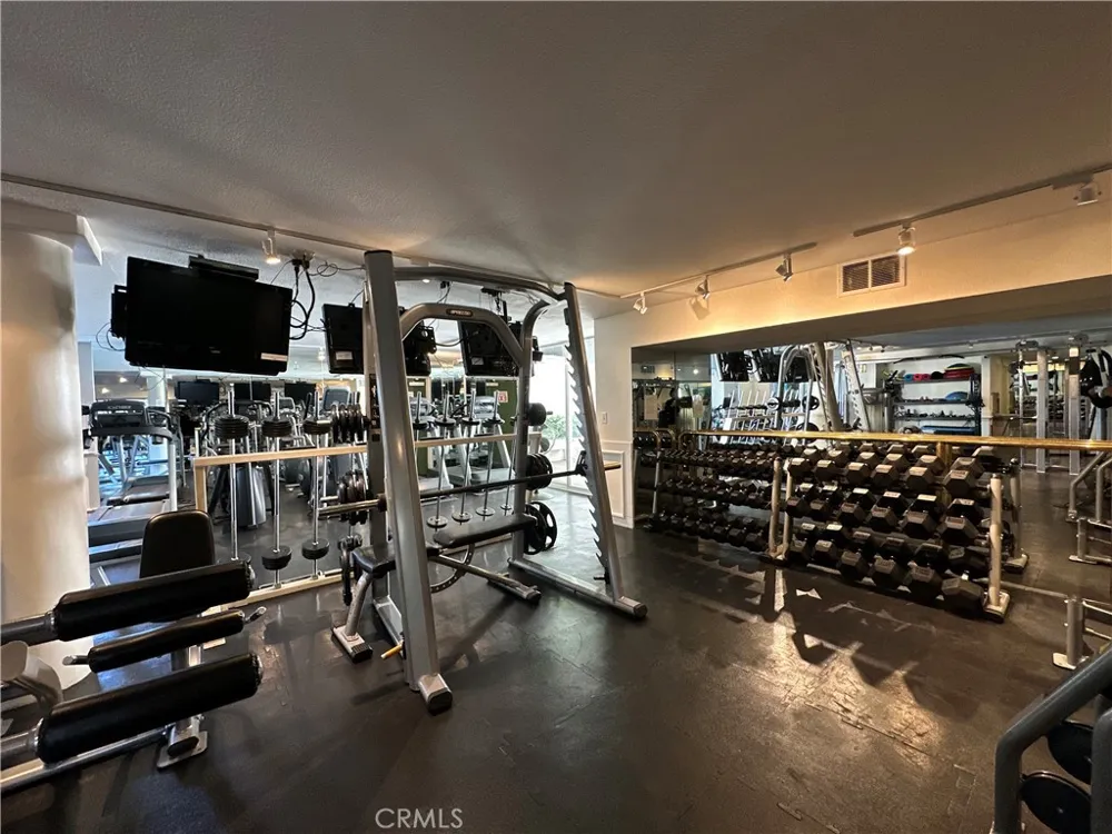 1131 Alta Loma Road #232 West Hollywood, CA 90069