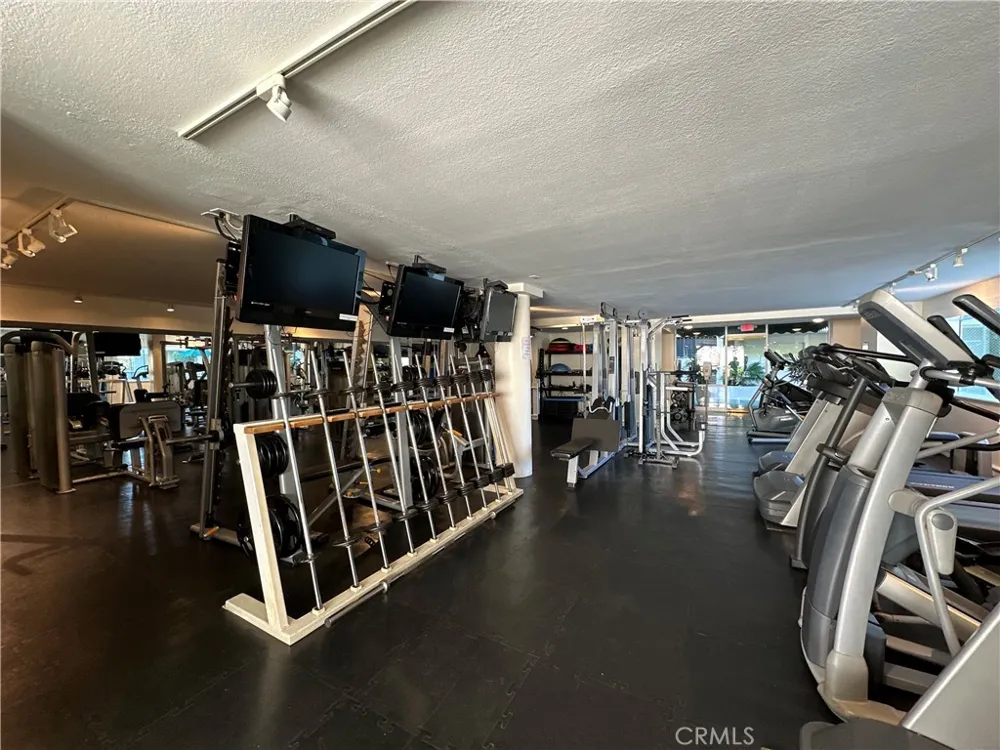 1131 Alta Loma Road #232 West Hollywood, CA 90069