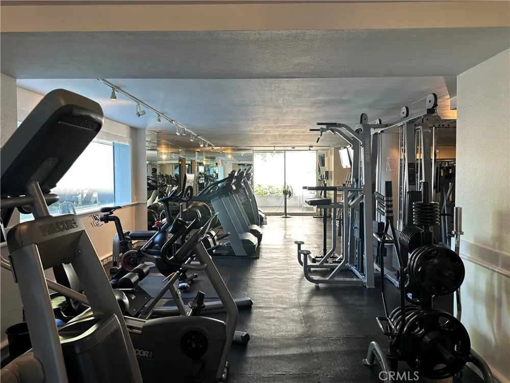 1131 Alta Loma Road #232 West Hollywood, CA 90069