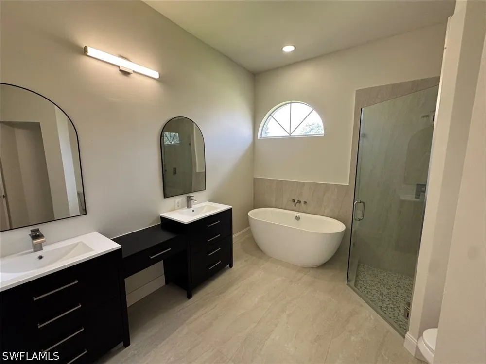 Address Not Shown Naples, FL 34104
