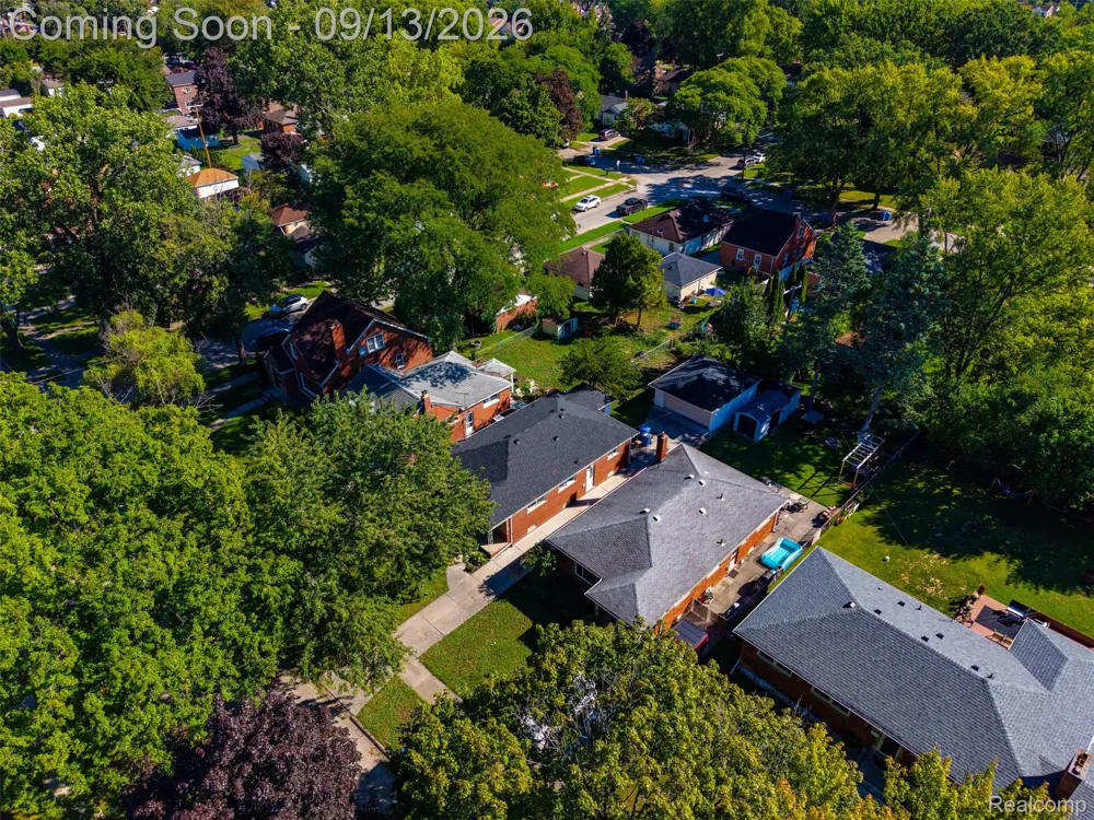 8300 Virgil Street Dearborn Heights City, MI 48127