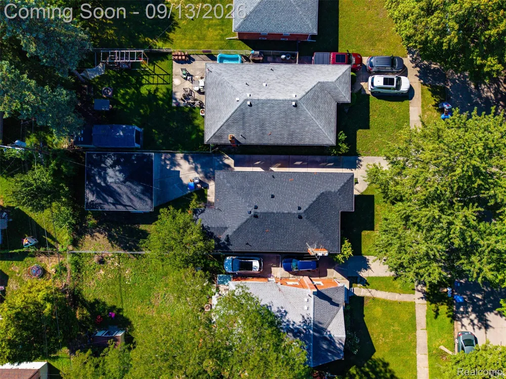 8300 Virgil Street Dearborn Heights City, MI 48127
