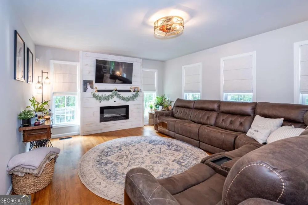 271 Big Sky LN Jasper, GA 30143