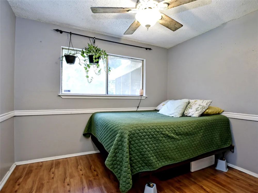 4911 Aberdeen Circle Austin, TX 78745